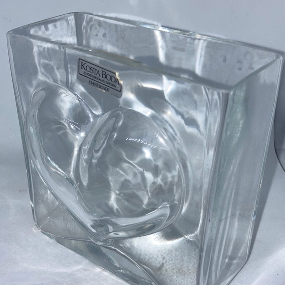 Kosta Boda Clear glass Heart square vase / candy dish Sweden 4" x 4" - Picture 6 of 6